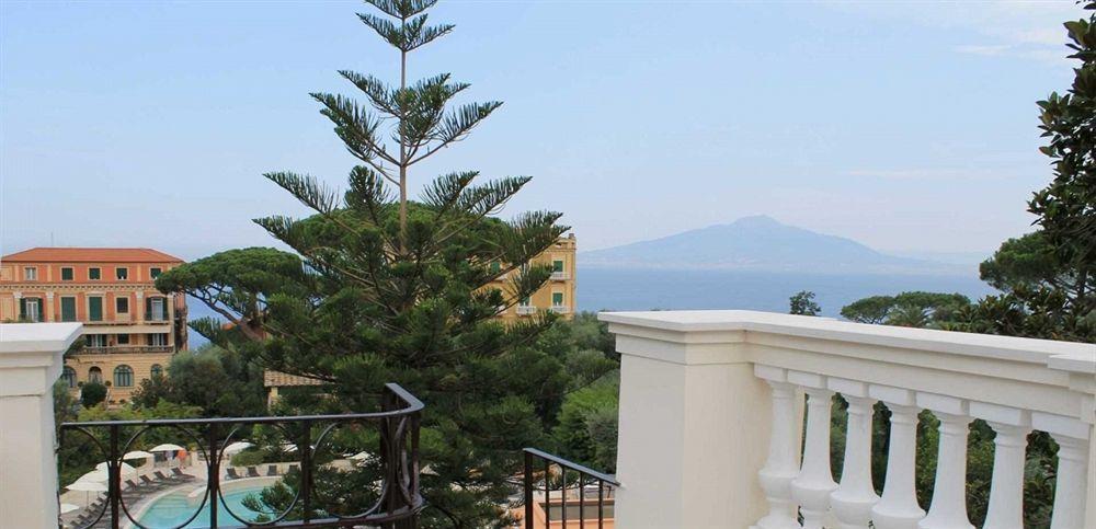Agora Apartments Sorrento Eksteriør billede