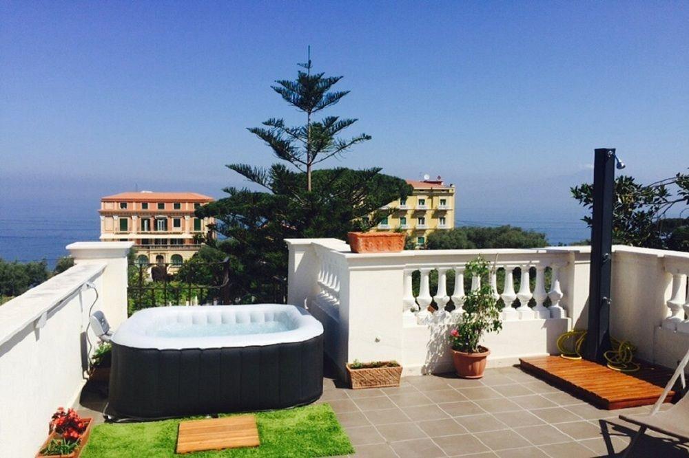 Agora Apartments Sorrento Eksteriør billede